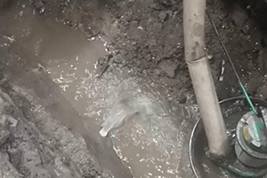 双鸭山地下室伸缩缝堵漏视频